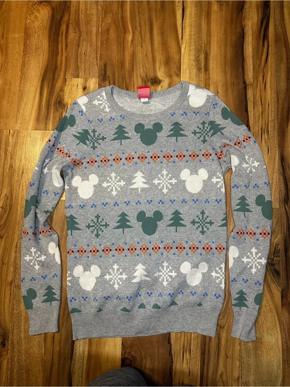 Disney Amazon Essentials Mickey Mouse Fair Isle Christmas Sweater Gray Medium